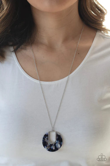 Setting the Fashion - Blue